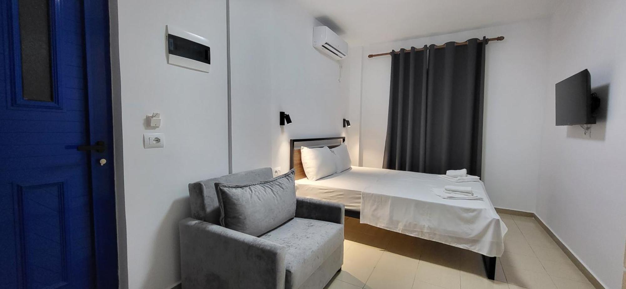 Itaka Summer Rooms Lukova Екстериор снимка