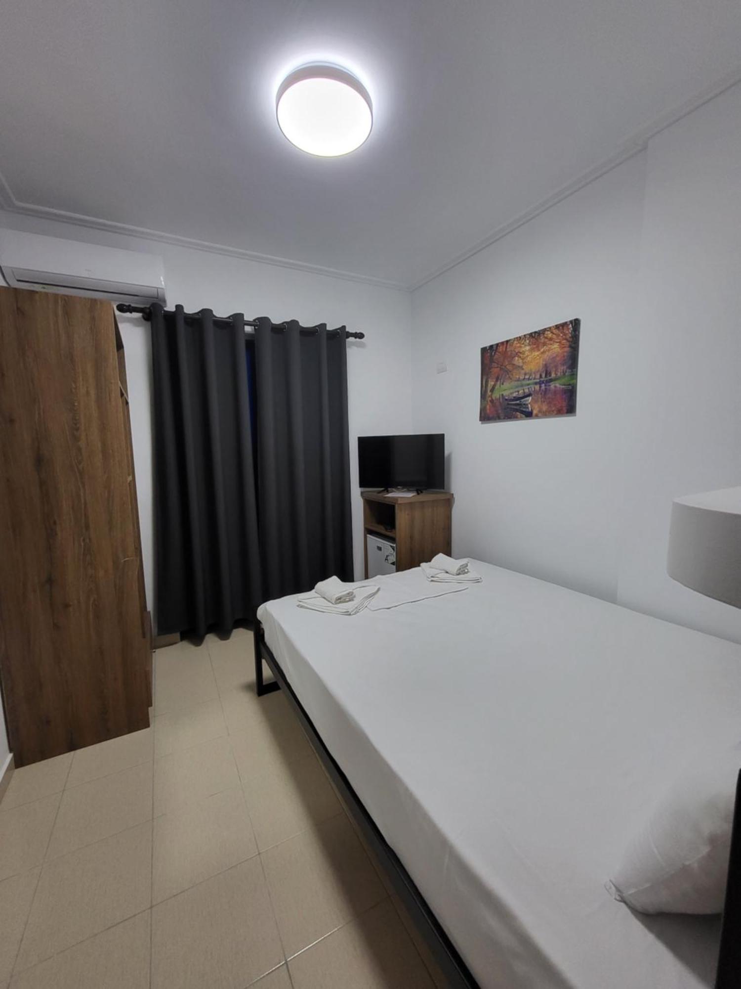 Itaka Summer Rooms Lukova Стая снимка
