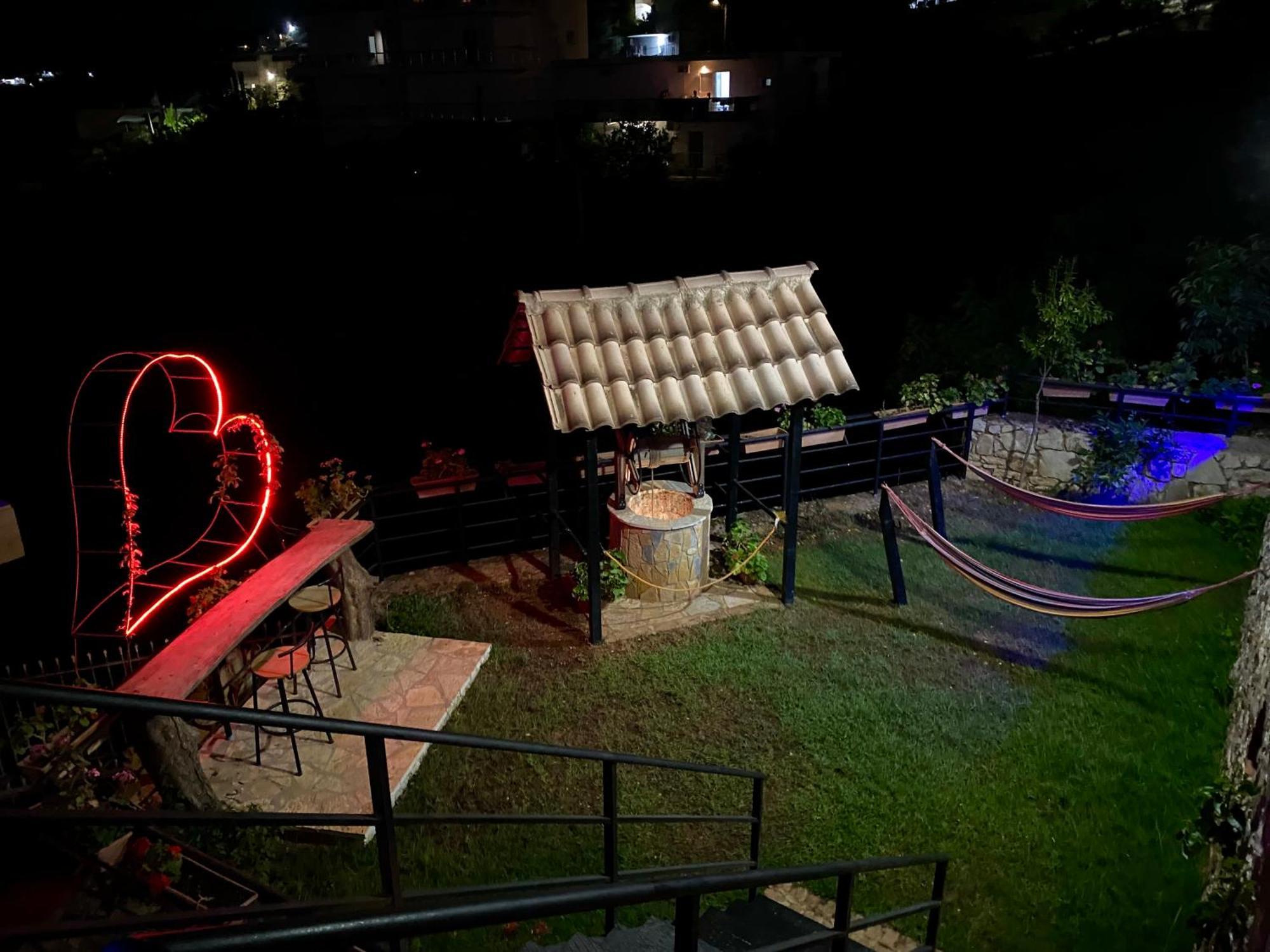 Itaka Summer Rooms Lukova Екстериор снимка